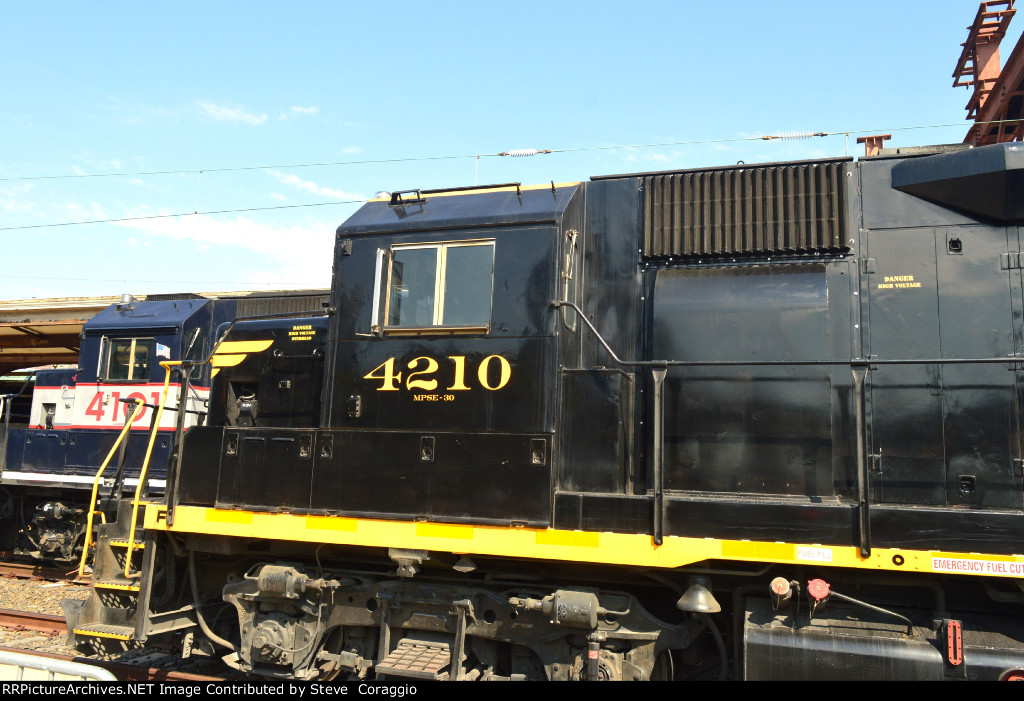 Partial shot of NJT 4210 & NJT 4101